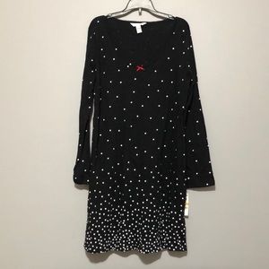 Black nightgown